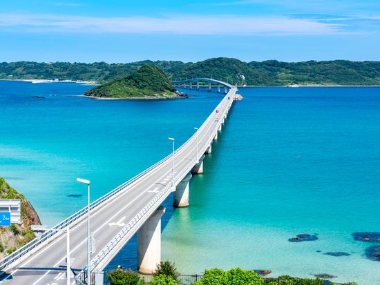 Japan_Yamaguchi_Shimonoseki_角島大橋_pixta_55553110_M