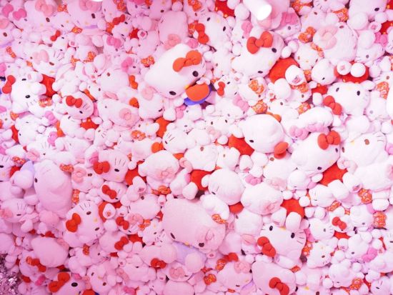 メディアアート＆レストランHELLO KITTY SMILE 入場チケット事前予約　ハローキティに会いにでかけよう！＜淡路島＞