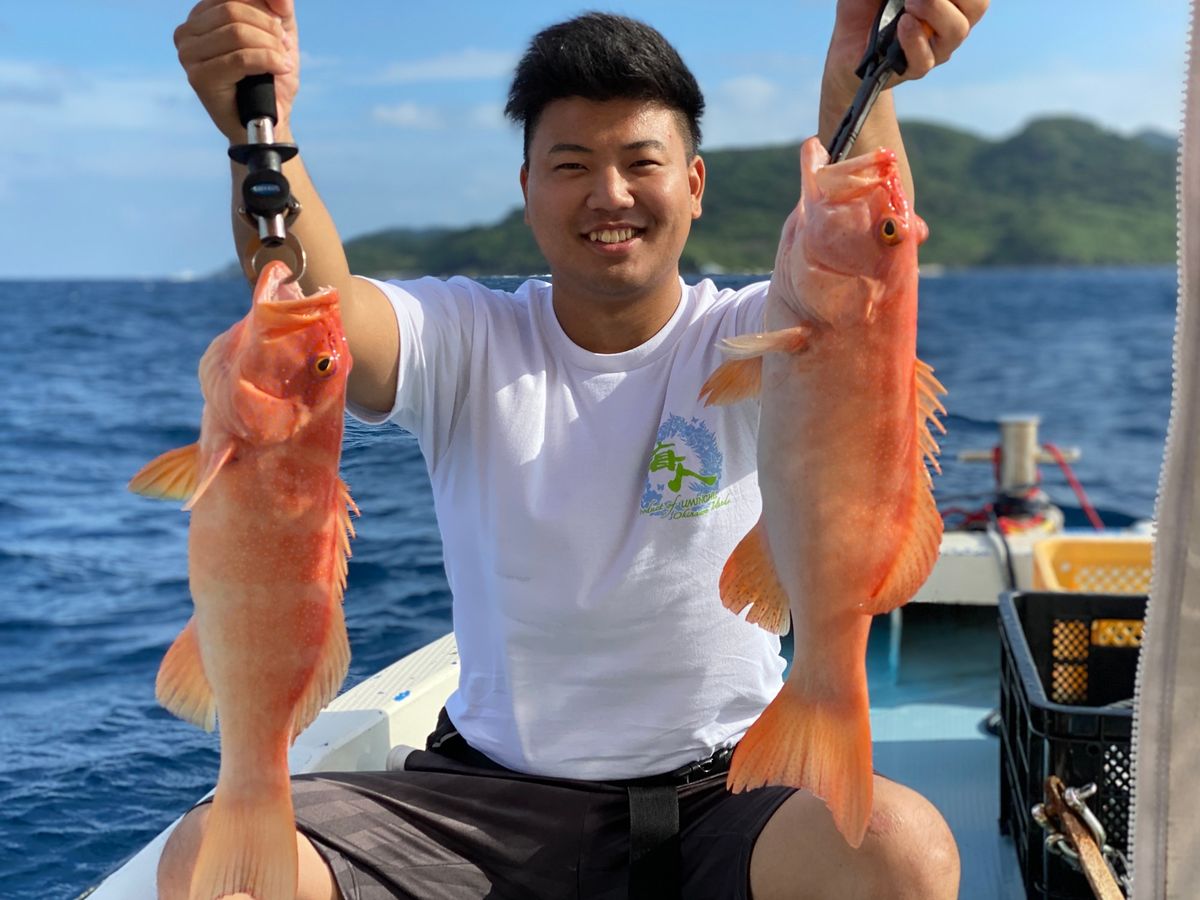 大物釣り＆竹富島観光ツアー 石垣島近海での海釣り体験に竹富島島での