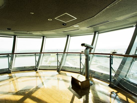 夢みなとタワー2