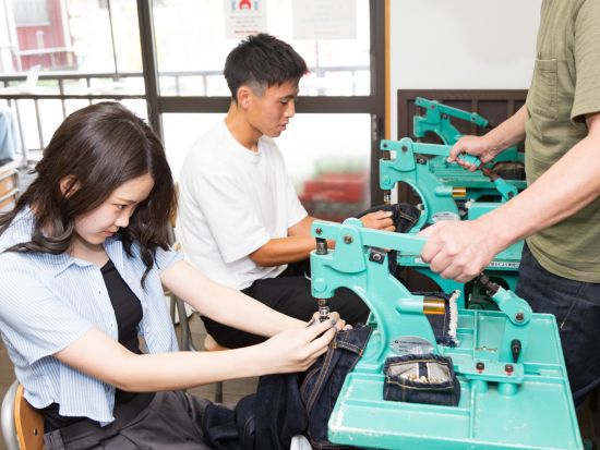 選べるジーンズ作り体験 オーダージーンズ Gジャン作り体験！日本の誇る岡山デニムで世界でひとつのオリジナルジーンズ作り<東京/恵比寿>byベティスミス恵比寿工房