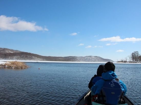 釧路湿原カヌー＆塘路湖 氷上トレッキング1日ツアー 冬の釧路湿原を満喫！1日1組貸切プライベートツアー＜釧路市内無料送迎／12～3月＞by ヒーリングカヌー釧路