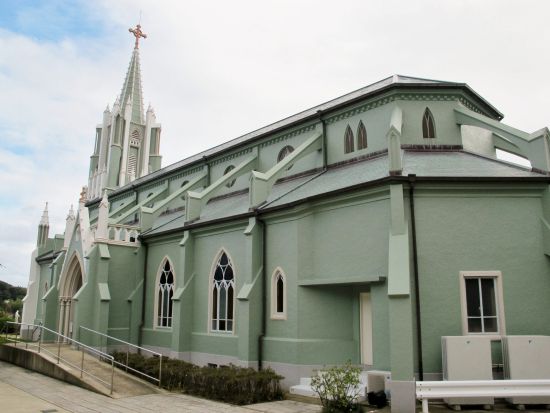 佐世保市内発着貸切観光タクシー　長崎県・平戸で潜伏キリシタンや平戸の歴史を紐解く旅へ！田平天主堂、平戸城などを巡るコース＜約6時間／～4名＞