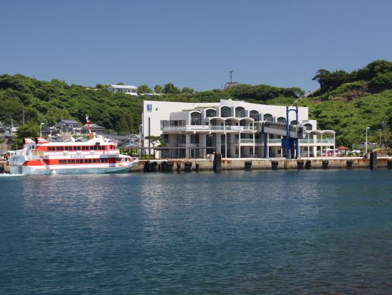 壱岐島貸切観光タクシー 小島神社、壱岐イルカパークリゾート、猿岩などの名所を巡る！映えスポット満載で写真撮影にもピッタリ♪＜6時間／～4名／郷ノ浦港発＞