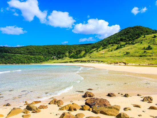 貸切観光タクシー 福江島 全島内ぐるっと観光コース 潜伏キリシタン教会群・鬼岳・高浜ビーチなどをめぐる旅＜8時間／1～9名／福江島・五島市＞ by五島タクシー