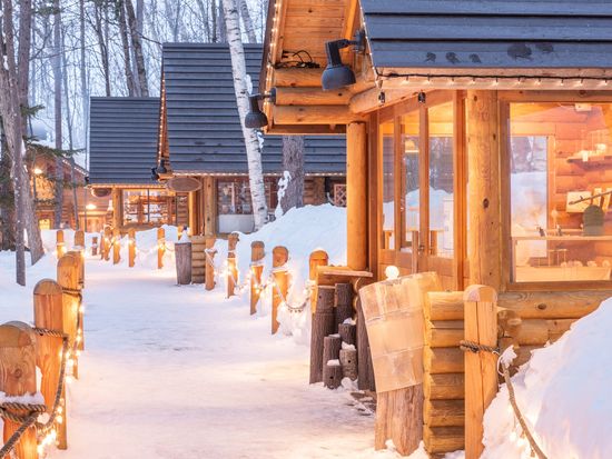 Japan_Hokkaido_Furano_Ningle Terrace_shutterstock_1385270615