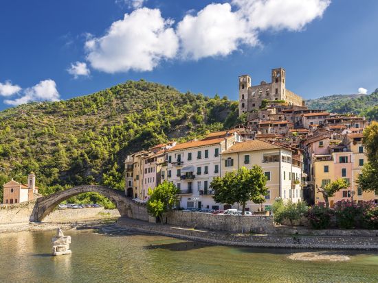 おすすめガイドがご案内！3か国めぐり　モナコ公国＆鷲の巣村エズ＆ロクブリュヌ・カップ・マルタン＆隣国イタリアの村ドルチェ・アクア ＜日本語ガイド／ニース発＞