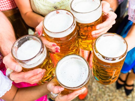 オクトーバーフェスト2026　一番人気の巨大テント「ホフブロイテント」確約 ＜9月20日～10月4日／英語ガイド／ミュンヘン発＞