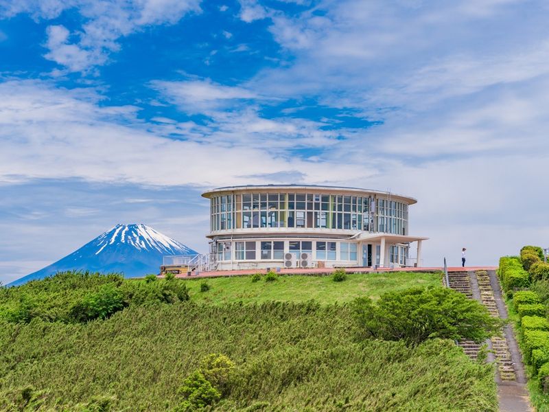 絶景富士山乗車券 熱海駅 十国峠登り口区間内路線バス1日乗り放題 十国峠ケーブルカー往復チケット 世界遺産富士山の絶景を眺める 熱海駅発 By伊豆箱根バス 熱海 伊東 沼津 三島の観光 遊び 体験 レジャー専門予約サイト Veltra ベルトラ 絶景富士山乗車券 熱海駅 十国峠登り口区間内路線バス1日乗り放題 十国峠ケーブルカー往復チケット 世界遺産富士山の絶景を眺める 熱海駅発 By伊豆箱根バス 熱海 伊東 沼津 三島の観光 遊び 体験 レジャー専門予約サイト Veltra ベルトラ