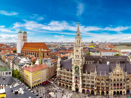 ミュンヘン市内ビールツアー　オクトーバーフェスト博物館＆ホーフブロイハウス ＜ビール試飲＆軽食付き／英語ガイド／ミュンヘン発＞