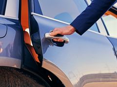 generic_car-service_transfers_shutterstock_688549411