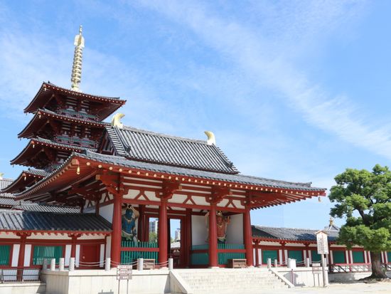 Japan_Osaka_shitennouji_pixta_80248071