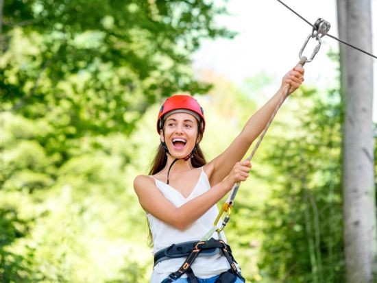 ハワイ島　ジップライン7本　コレコレ滝の上を滑走 ＜英語インストラクター＞