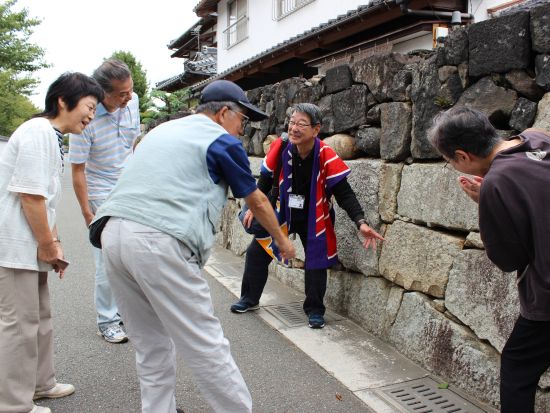 萩城ウォーキングツアー　世界遺産「堀内伝建地区」で、古地図片手に謎解きウォーク！＜1.5～2時間／萩市＞
