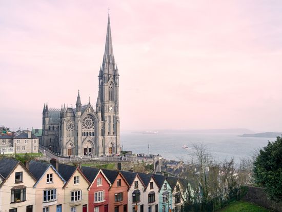 Ireland_Cobh_St-Colman_s-Cathedral_shutterstock_187059119