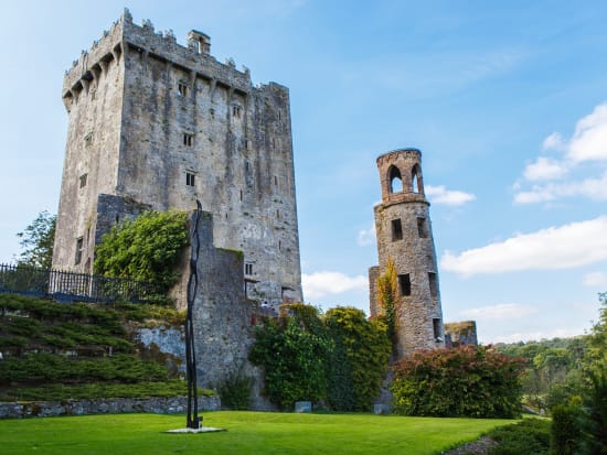 Ireland_Blarney_Castle_shutterstock_482093827