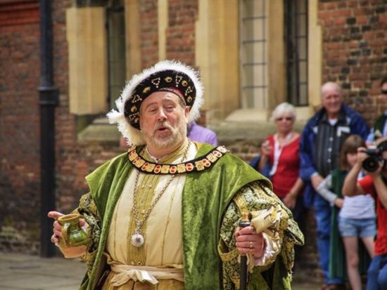 ハンプトン・コート宮殿(Hampton Court Palace)&ガーデン 入場チケット☆チケット購入時間を節約！