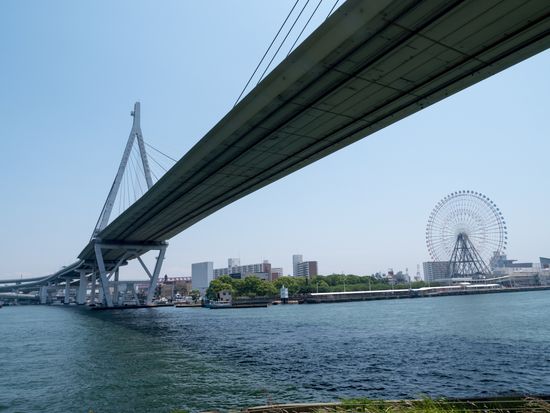 Japan_Osaka_Suijobus_tenposan_pixta_30084297