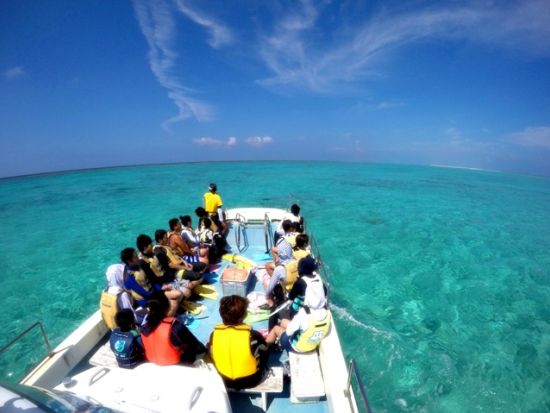 スノーケリングツアー　透明度抜群の外界ダイビングスポットにご案内！＜6～10月催行／久米島＞