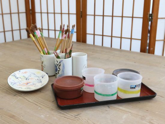 絵付け体験 湯のみ・マグカップなどお好きな器に絵や文字を絵付け ＜1名～予約可／40分／清水寺近く＞by 清水焼窯元 森陶器館