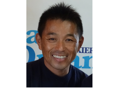 Mr.Higashi