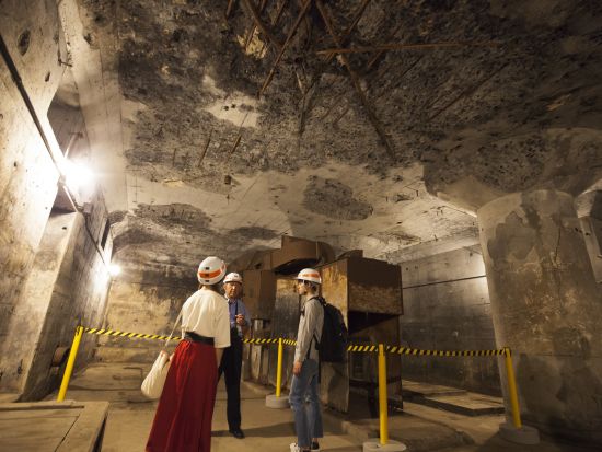 日本遺産を巡る！海上自衛隊OBガイドがご案内する佐世保のまち歩きツアー 普段は立ち入ることのできない「防空指揮所」跡も見学 ＜半日／金土日祝 限定／佐世保市＞