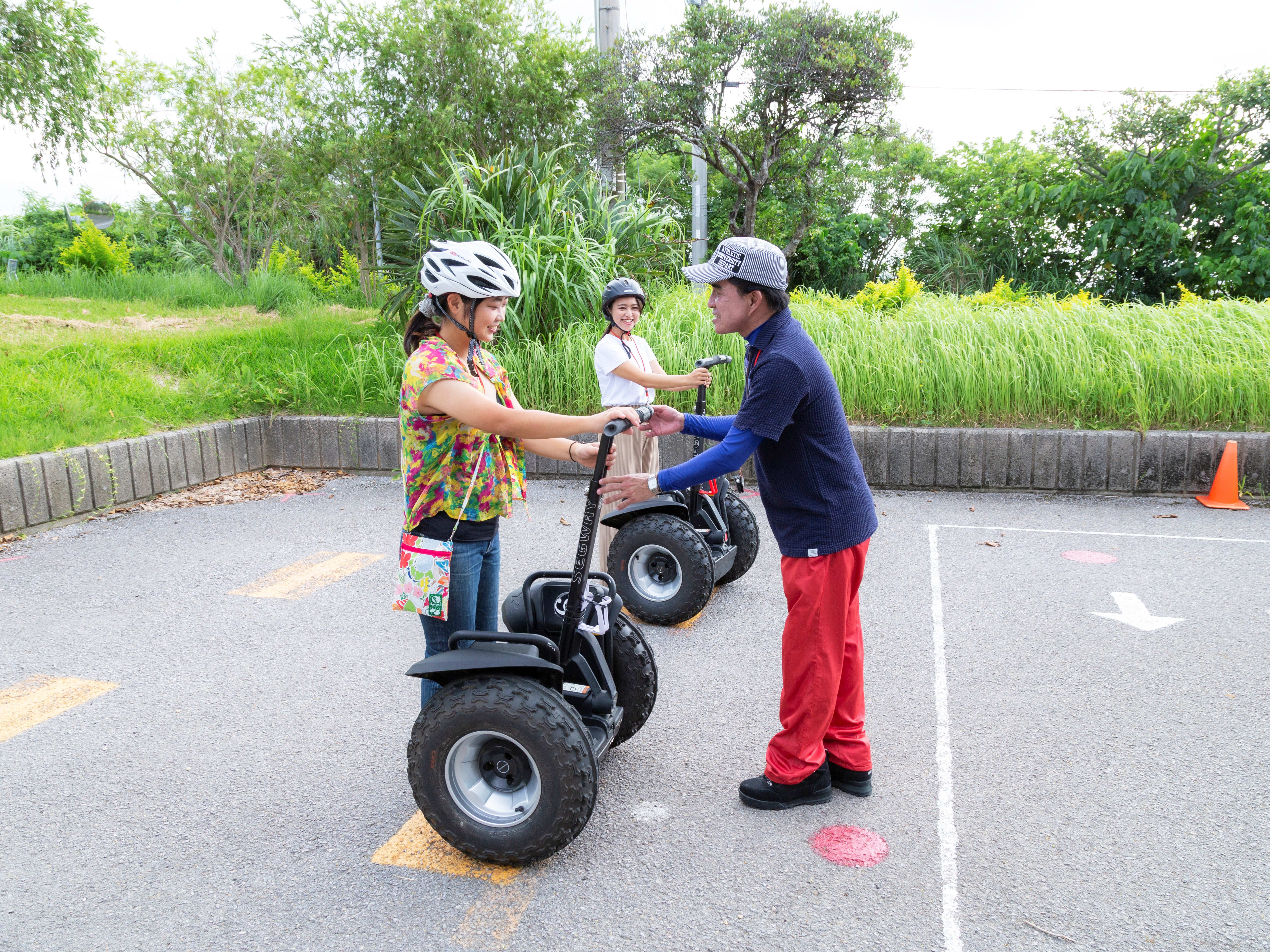 セグウェイツアー in 石垣島バンナの森 壮大な自然が残るバンナ公園をセグウェイ散歩＜石垣島＞ | 石垣島・八重山の観光・オプショナルツアー専門  VELTRA(ベルトラ)