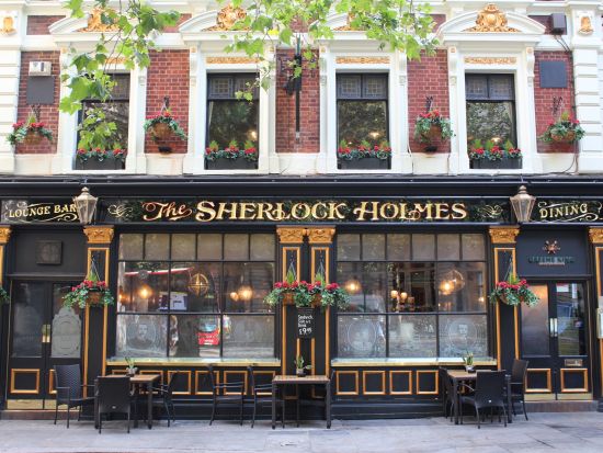 シャーロック・ホームズゆかりの地をめぐる　ロンドンウォーキングツアー ＜英語ガイド＞