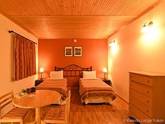 Kaleido-Lodge-Standard-Room-01-600