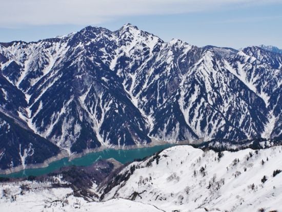 雪の大谷ウォーク日帰りバスツアー 黒部立山アルペンルート中心地の絶景を体験！＜昼食付／4～5月／名古屋発＞