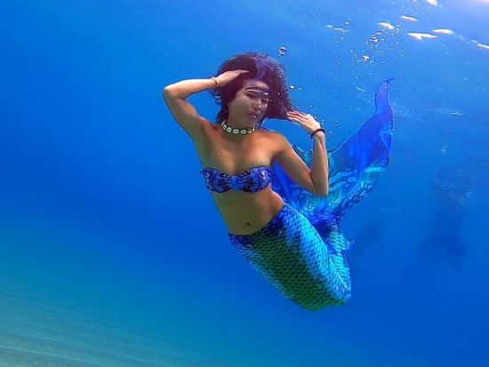 マーメイドスイム　1枠1組限定の貸切制で海の中を舞い泳ぐ人魚体験　写真＆動画無料プレゼント！＜3時間／笠利町＞by OCEANZ