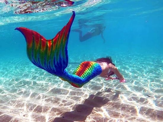 マーメイドスイム　1枠1組限定の貸切制で海の中を舞い泳ぐ人魚体験　写真＆動画無料プレゼント！＜3時間／笠利町＞by OCEANZ