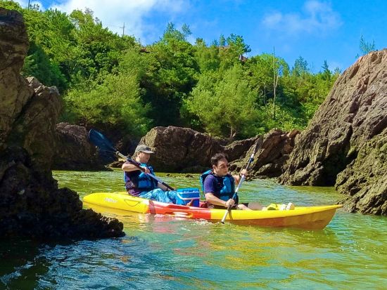 慶佐次川マングローブカヤックツアー ガイド貸切！大自然を満喫しよう＜3歳以上／動画・写真撮影無料／やんばる（東村）＞