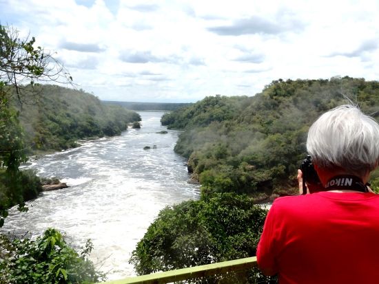 アフリカの真珠！ウガンダの周遊ツアーで美しい自然と野生動物に出会おう＜5泊6日／英語／エンテベ空港発着＞