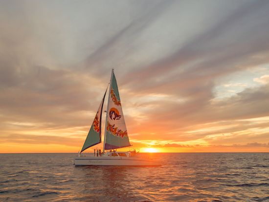 花火鑑賞クルーズ　花火を見ながらのロマンチックなクルージング＜金曜日限定／ケワロ湾発＞by Hawaii Nautical