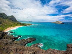 Hawaii_Oahu_shutterstock_208368241