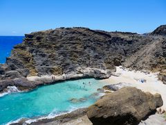 Hawaii_Oahu_shutterstock_694968553 (1)