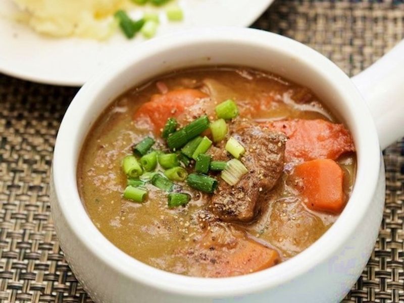 本格料理を宅配 本場アイルランドのホッとする家庭料理 巨人のシチューハウス シチュー5種セット クラフトビールセット バーベキューセットなど ギフト対応可 島根の観光 遊び 体験 レジャー専門予約サイト Veltra ベルトラ