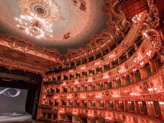 フェニーチェ劇場 見学ツアー ＜日本語アシスタント＞