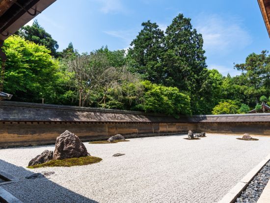 祇園祭バスツアー 山鉾巡行 後祭 特設観覧席＋清凉寺＋龍安寺（2026/7/24限定）＜昼食付／京都駅発着＞by おこしバス（京都定期観光バス）