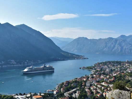 モンテネグロ 世界遺産コトル＋ブドヴァ＋スヴェティ・ステファン 1日観光 プライベートツアー＜貸切／英語／ドブロブニク発＞