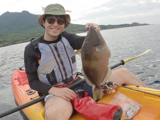 【経験者向け】カヤックフィッシング　屋久島公認ガイド 田脇さんがご案内　釣具レンタル可能 ＜8:00または13:00／約3.5時間＞ byショアーズ