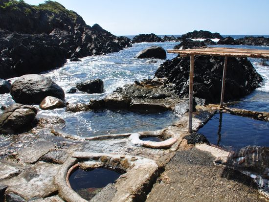 Japan_Yakushima_Hirauchikaichuonsen_pixta_8475087_