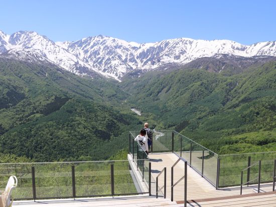 白馬岩岳マウンテンリゾート ゴンドラ往復チケット駅・ホテル送迎付き ＜4～11月／毎日運行／安曇野市発／大町発＞