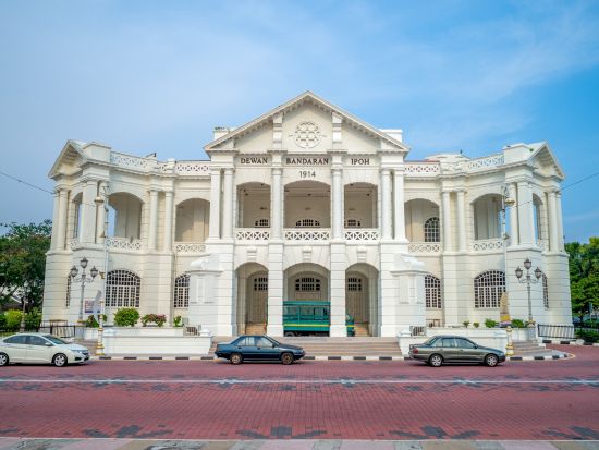 イポー日帰り観光ツアー　 ケリー城＋ペラトン洞窟寺院＋イポー鉄道駅＋オールドタウンなど＜1日／昼食付き／クアラルンプール発＞
