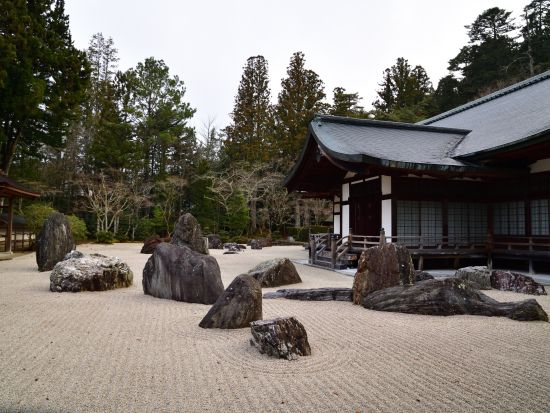 金剛峯寺＋伽藍プライベートツアー 「金剛峯寺境内案内人免許」を持つガイドがご案内！＜貸切催行＞by 株式会社オーサムツアーズ