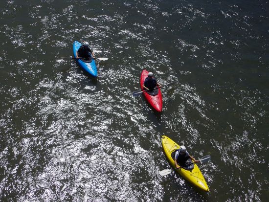 空知川 カヤックで川下り  水鳥になった気分で水面に一番近い世界を楽しもう＜4～10月／富良野市＞