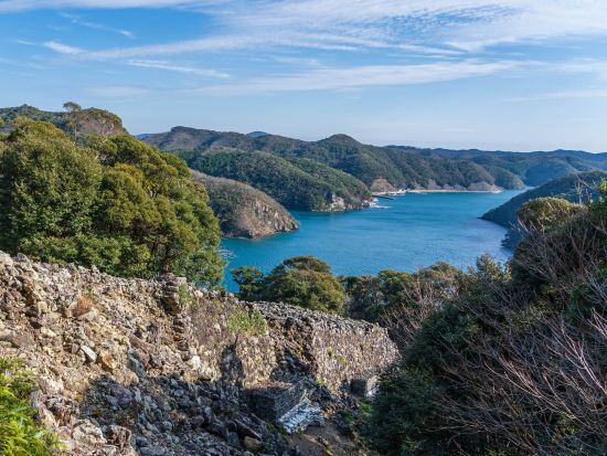 金田城トレッキングツアー　万葉集に登場する「防人」が守った国指定特別史跡の金田城　豊かな浅茅湾を一望 ＜9:00または13:00／半日＞