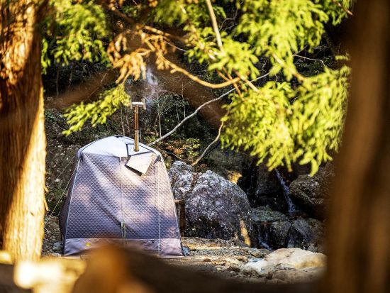 滝行体験  空海が修行の地として選んだ聖地「白瀧大明神」で身を清め祈りを捧げる 話題のテントサウナ付きプランもあり＜1名参加OK／三重県鳥羽市＞