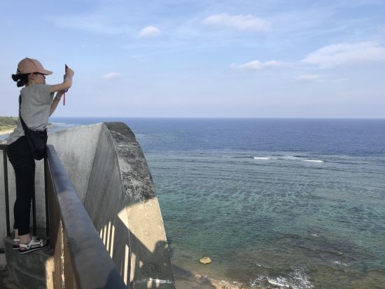 沖永良部島サイクリングツアー　フーチャ（潮吹き洞窟）＋日本一のガジュマル＋笠石海浜公園＋バナナ園など見どころぐるっと空港到着後そのままご案内！